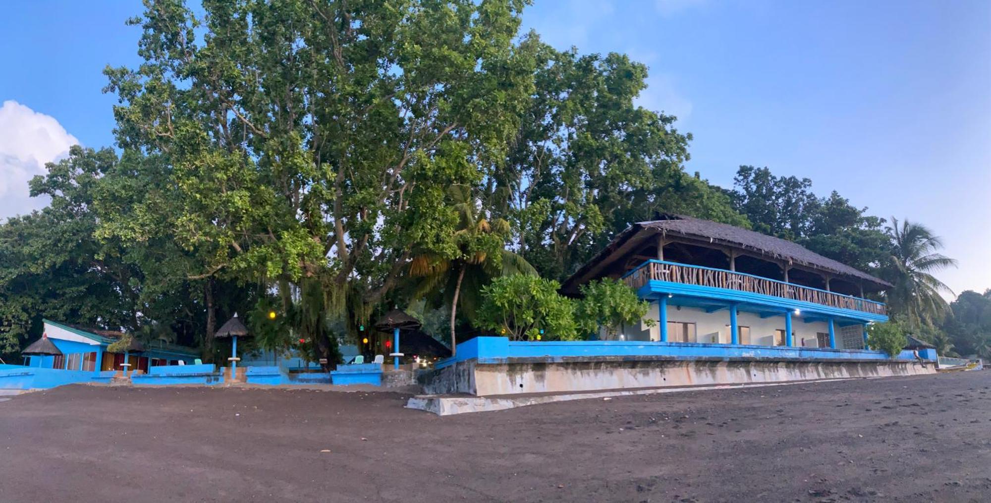 Camiguin Island Golden Sunset Beach Club Mambajao Exterior foto