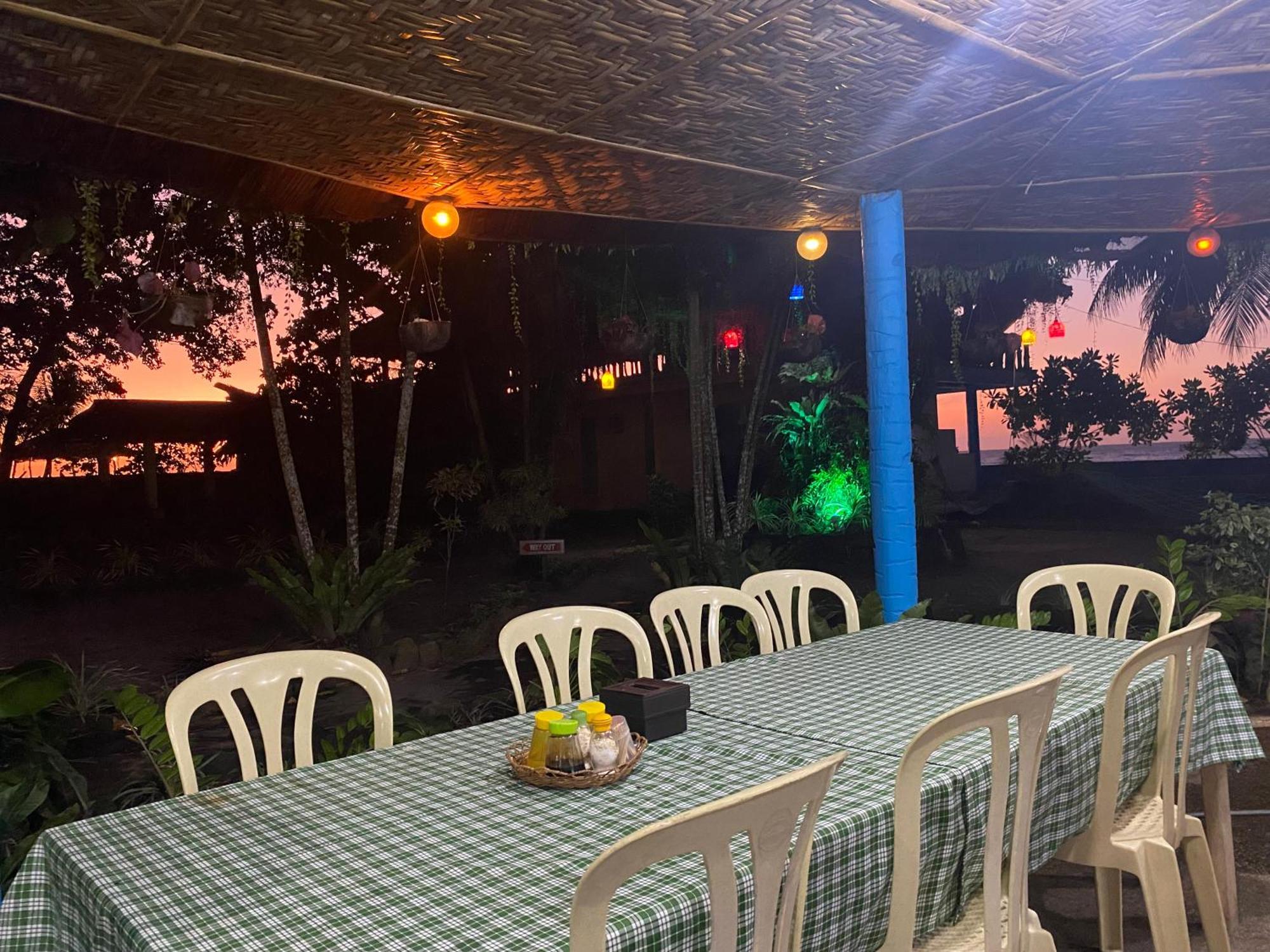 Camiguin Island Golden Sunset Beach Club Mambajao Exterior foto