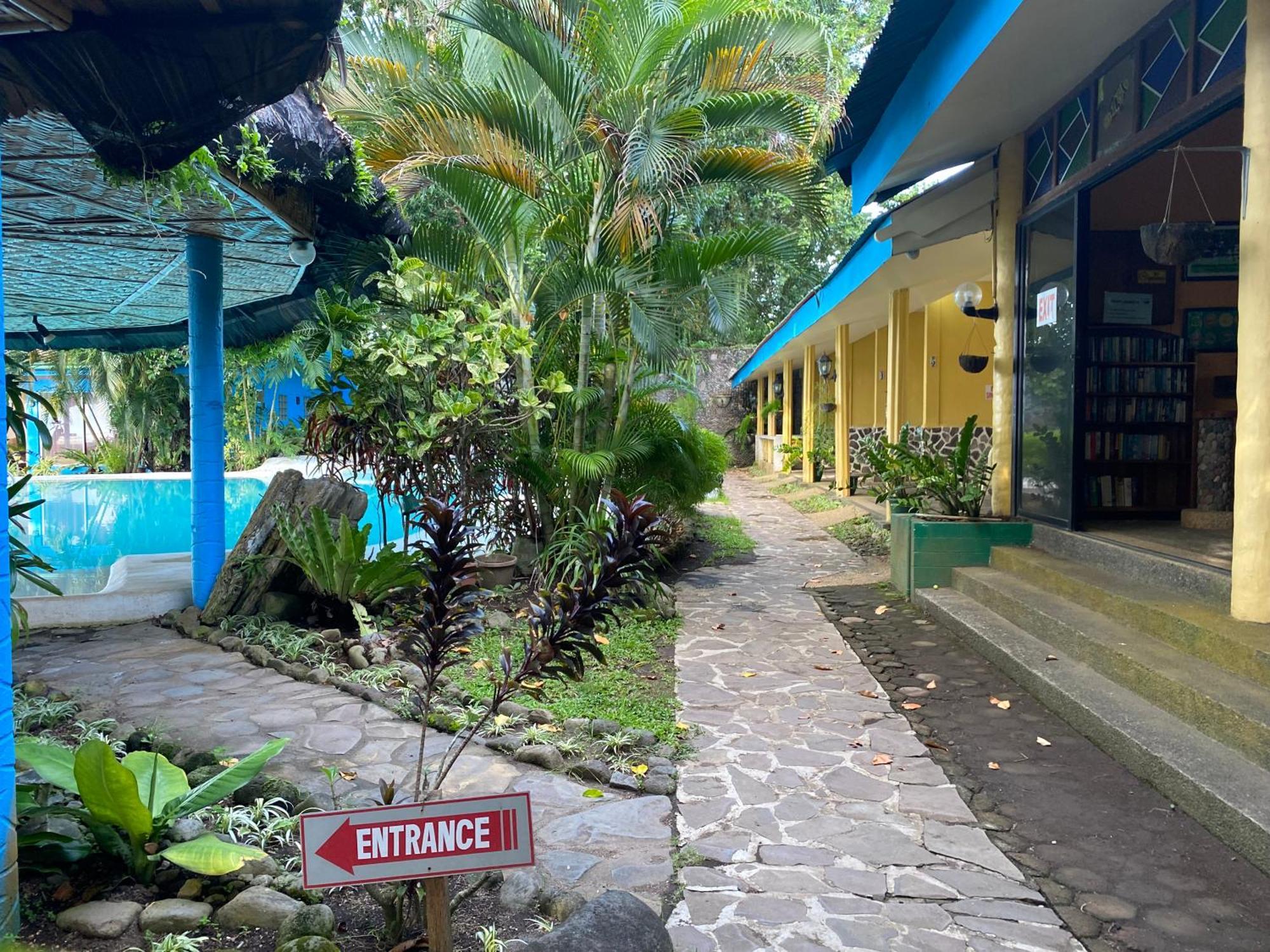 Camiguin Island Golden Sunset Beach Club Mambajao Exterior foto